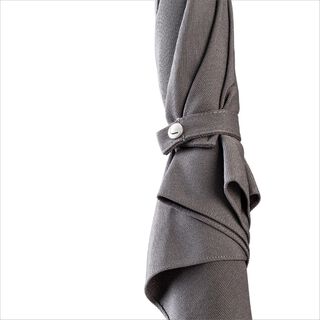 Close it with the press button for compact storage